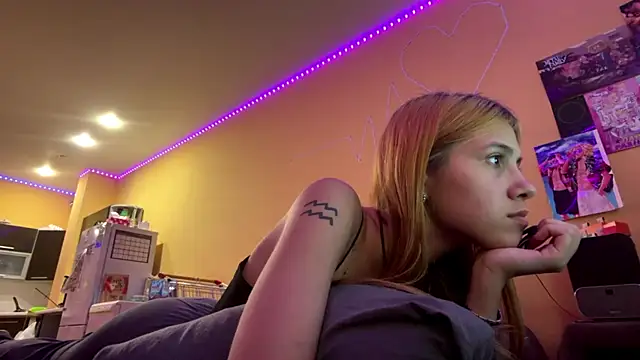 LinZavr 라이브 XXX 채팅