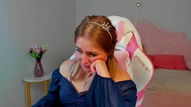 Chatroom XXX en direct de EllaBells