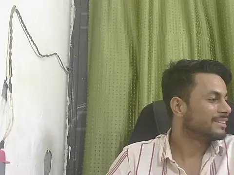 Stubborndesiboy Show in webcam