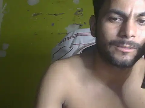 Stubborndesiboy – webcam-show
