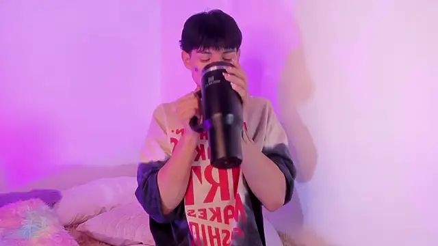 Aleaurarashii 即時 XXX 聊天