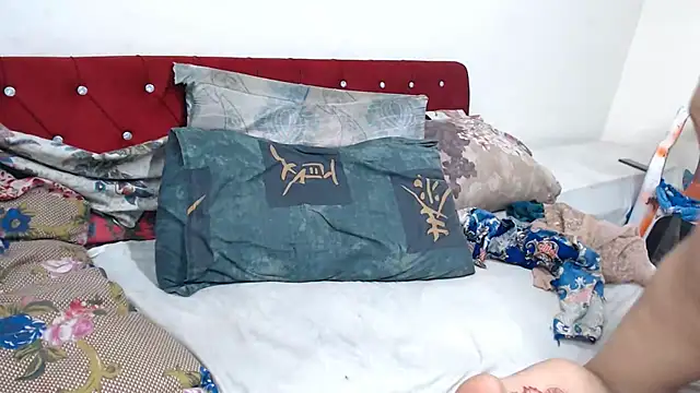 amrozia Adlı Modelin Canlı XXX Sohbeti