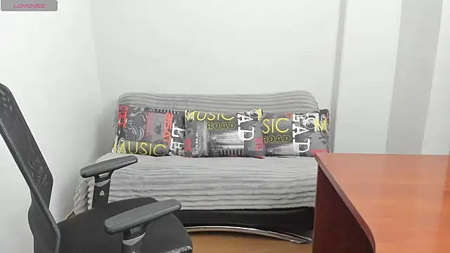 Alisha_Skyes' Live XXX Chat