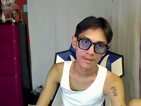 Czat XXX na żywo – riks_tyler