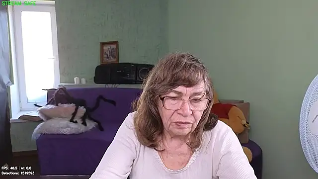 Czat XXX na żywo – Betty_Brick