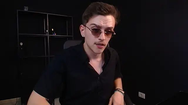 Chat XXX Live FelixStarkk