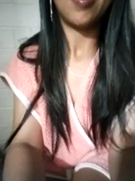 Helen-nn's Live XXX Chat