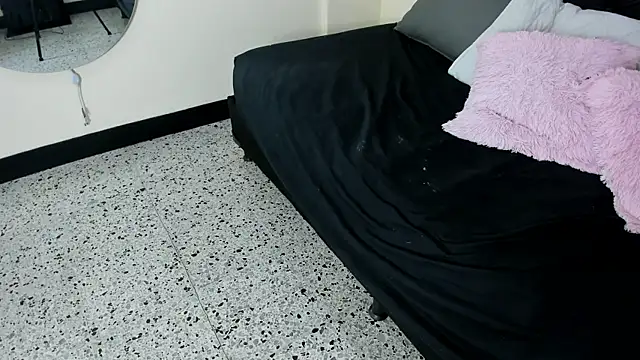 Czat XXX na żywo – Bella-Bloom