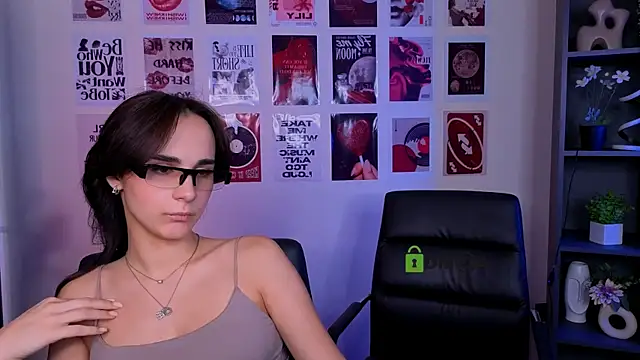 kaisy_star – Naživo XXX chat