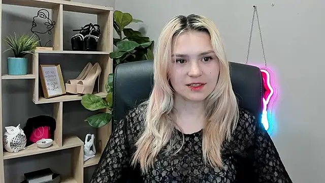 SweetLilyxo's Live XXX Chat