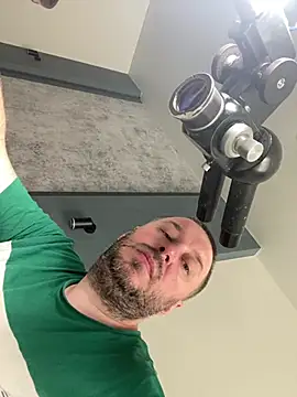 XXX chat uživo modela DorianJeday