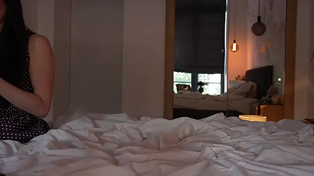 XXX chat uživo modela ibiddi