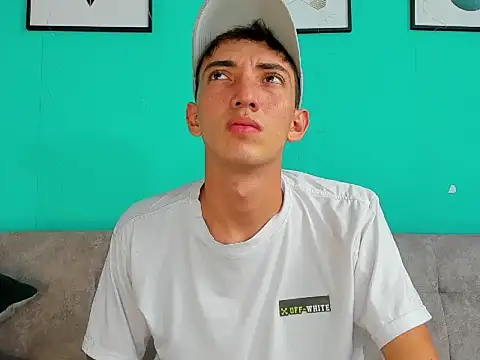 MaikolOrtizz Live XXX-chat