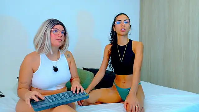 kimandlu's Live XXX Chat