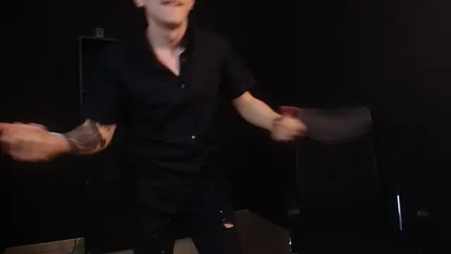 Онлайн чат XXX FelixStarkk