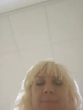 AliceStar333's Live XXX Chat