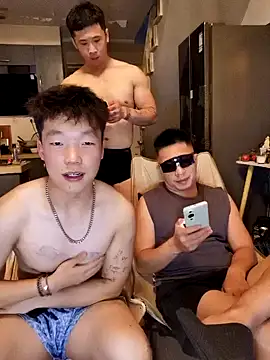day-18's Live XXX Chat