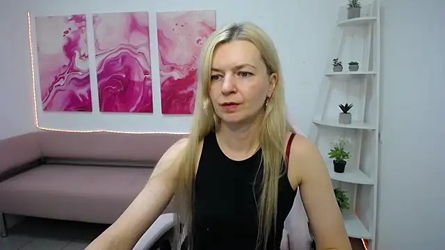 MelissaTyler's Live XXX Chat