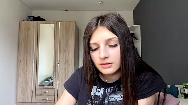 SpanishRooter Live XXX-chat