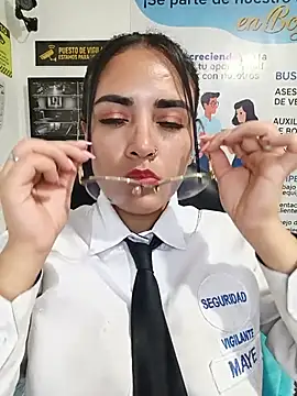 MAYE__13: απευθείας συνομιλία ΧΧΧ