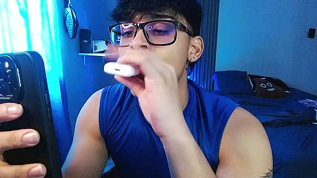 Czat XXX na żywo – Mr_yisuzz