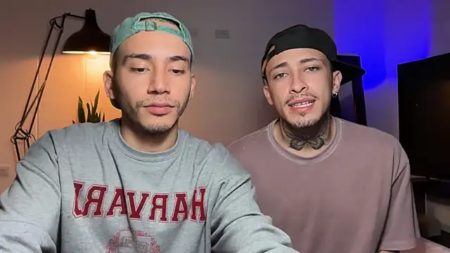 Noah_and_Steven Live XXX-Chat