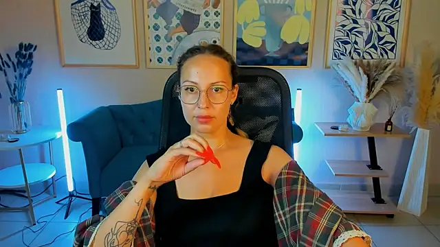 Živý XXX chat Charlotte_Hudson