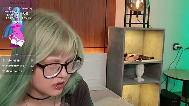 MoliQin Chat XXX live