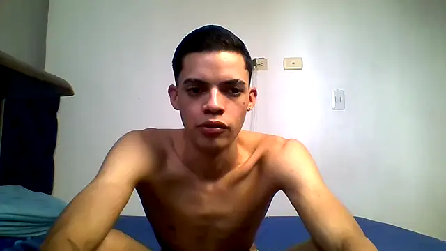 Latinos_2001 现场XXX聊天