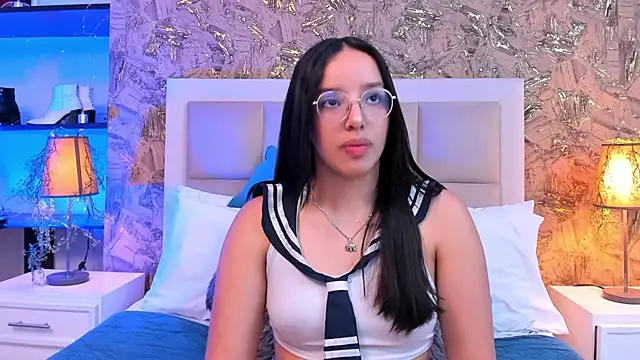 Chatroom XXX en direct de ValkyriaSteel