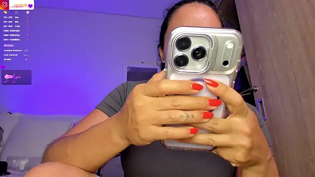 carolgaita's Live XXX Chat