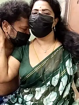 Czat XXX na żywo – Honey-Couples