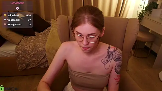 Alison_Doody: онлайн-секс-чат