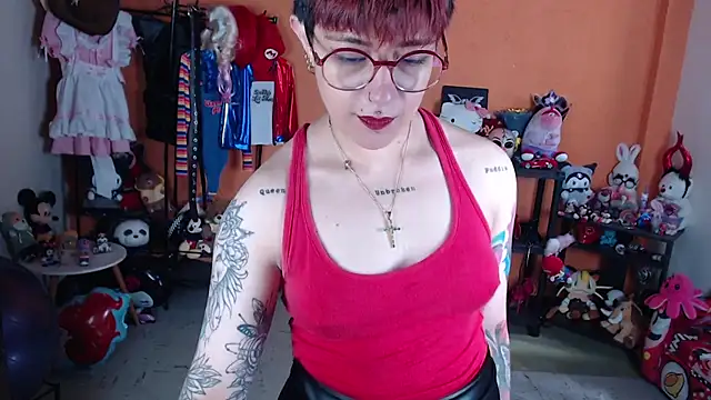 MissMiia2's Live XXX Chat