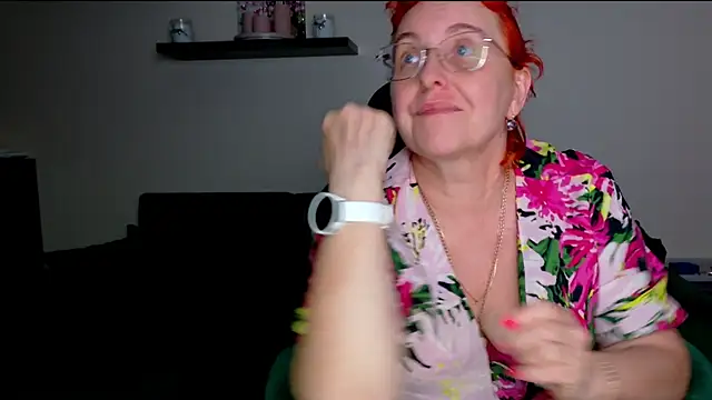 Chat +18 de JoannaAndNeighbour ao vivo
