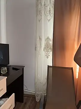 Lucy_doll22: απευθείας συνομιλία ΧΧΧ