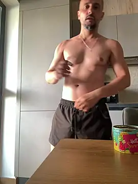 InsaneMattt Adlı Modelin Canlı XXX Sohbeti