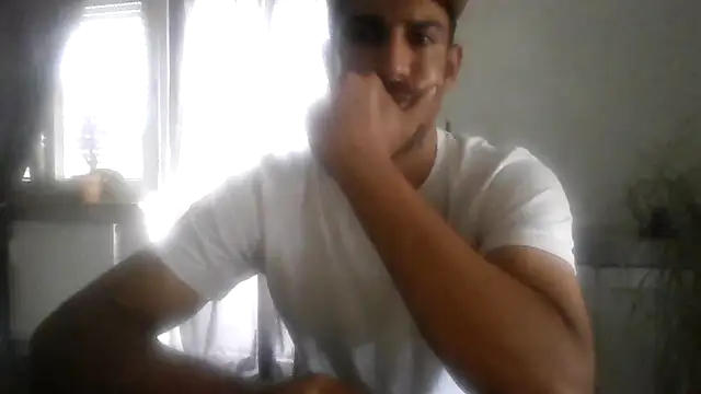 ratnagopq's Webcam Show