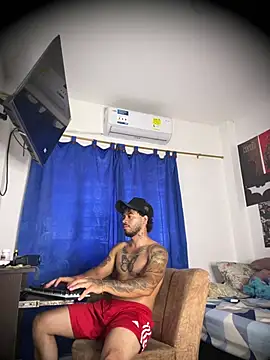 Živý XXX chat Kenny_romano