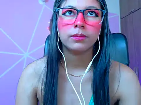 Chat XXX en directo de _ALLYSON18_