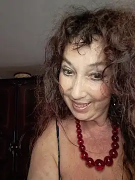 GypsyEsmeralda's Live XXX Chat