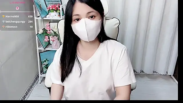 Chatroom XXX en direct de Clover_Nhi