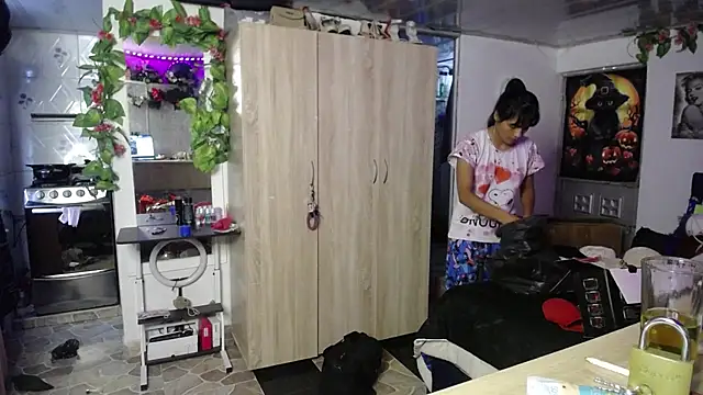 Chat XXX ao vivo de Samara_Homescapes