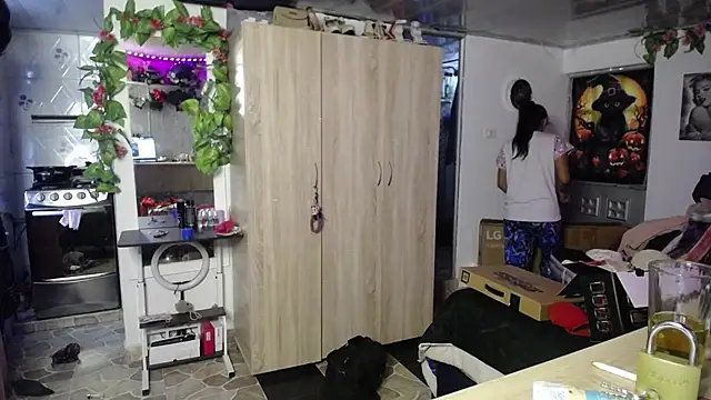 Chat XXX ao vivo de Samara_Homescapes