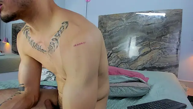 James-06 – Naživo XXX chat