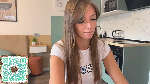 Chat XXX en directo de MonaBlisss