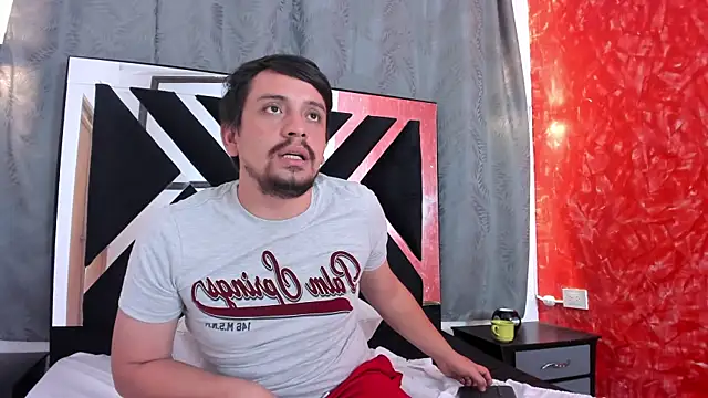 MikeBayers69 Live XXX Chat