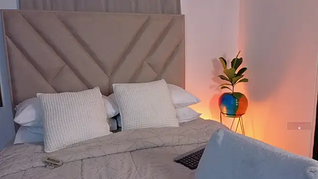 missatenea Live XXX-Chat