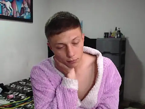 Stiiveen777 Chat XXX in diretta