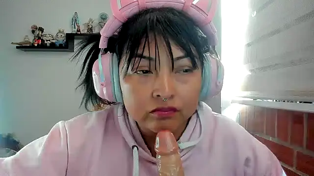 Shaddycute_ 라이브 XXX 채팅